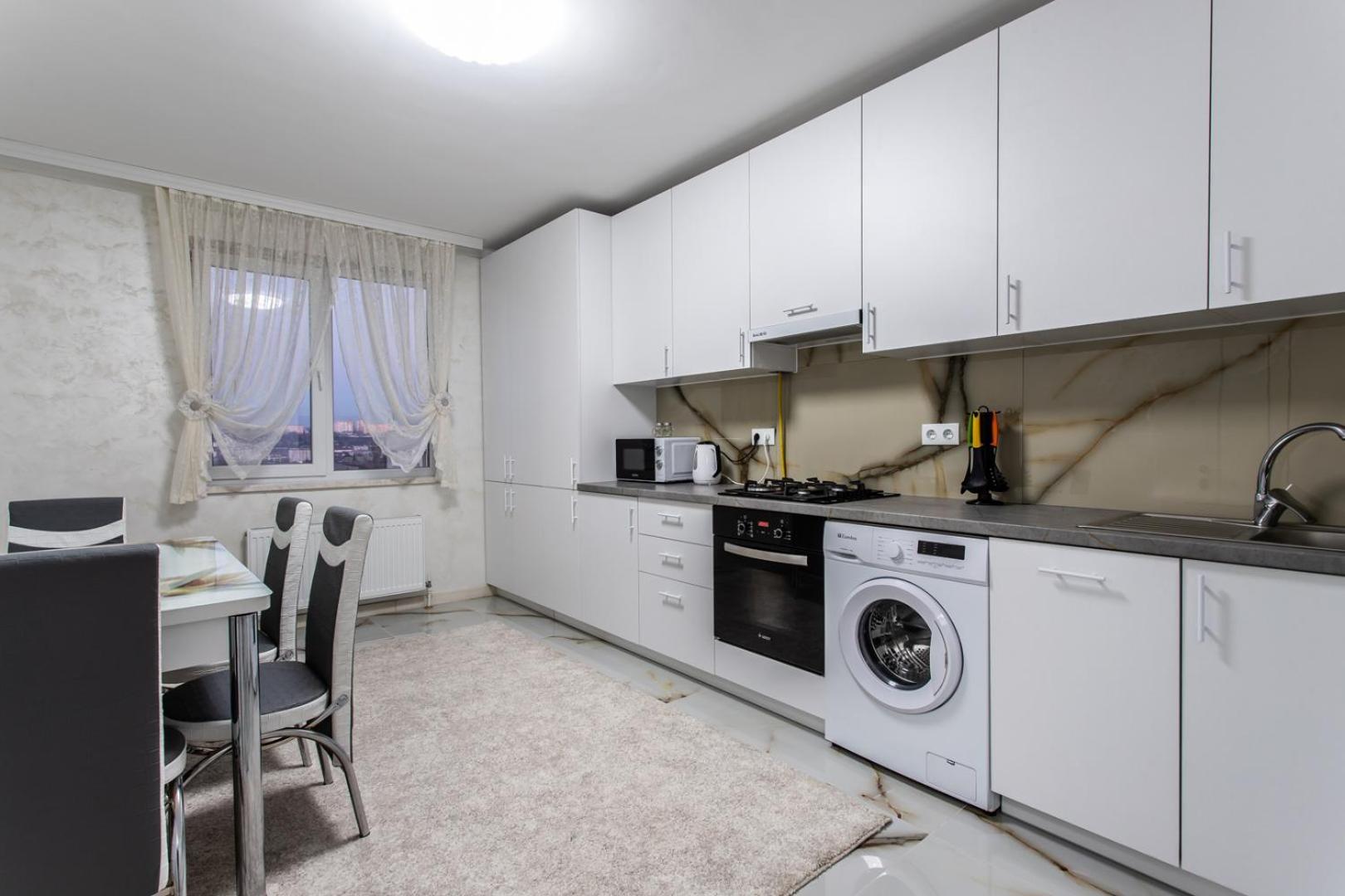 Two-room In The Center